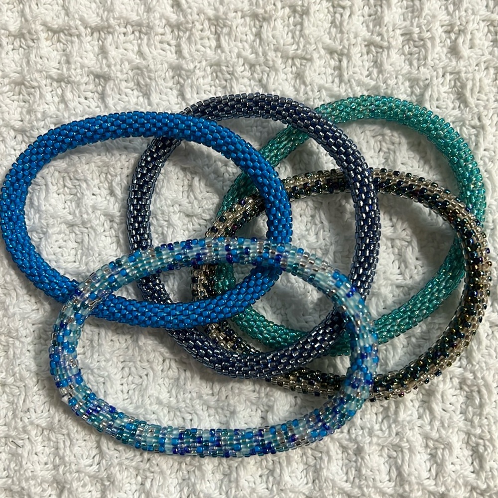 5  Sashka Co handcrafted glass bead bracelet lot. Blues. Approx 8”. Roll on.